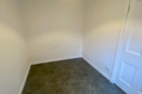 1 bedroom flat to rent, Spey Terrace, Edinburgh EH7