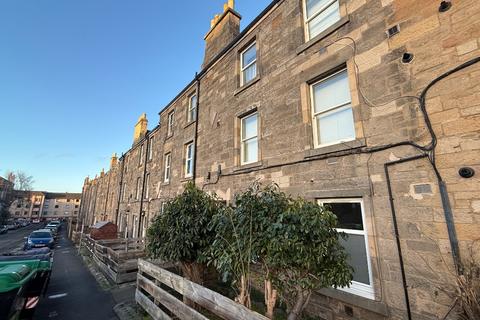 1 bedroom flat to rent, Spey Terrace, Edinburgh EH7