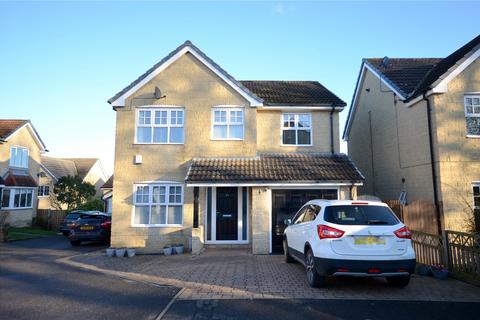 4 bedroom detached house for sale, Dunbottle Way, Mirfield, West Yorkshire, WF14