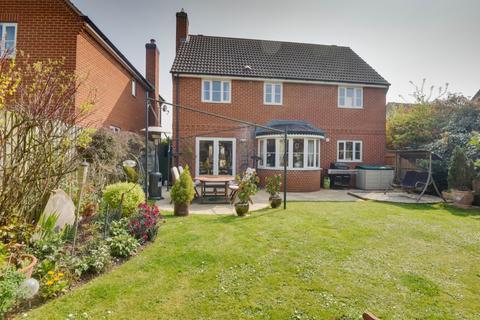 4 bedroom detached house for sale, Cypress Court, Essex CM6