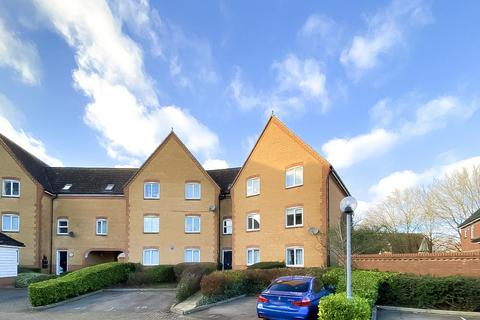 2 bedroom apartment to rent, Chelsea Gardens, Harlow CM17