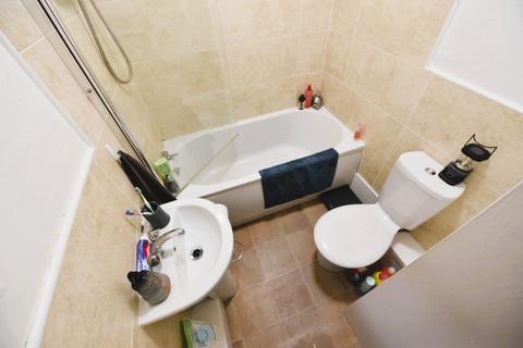 undefined, Meanwood Towers Flat 4