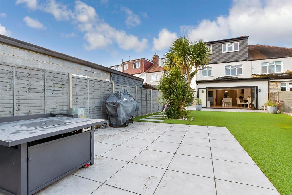 External Lifestyle Photograph
