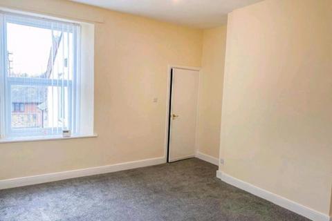 2 bedroom maisonette to rent, King Street, Alnwick