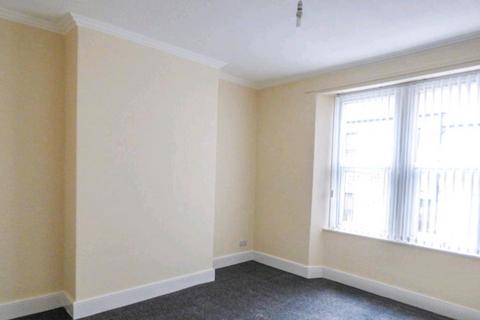 2 bedroom maisonette to rent, King Street, Alnwick