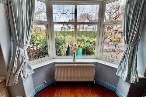 3 bedroom semi-detached house for sale, Mayville Drive, Didsbury