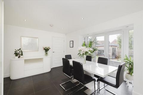 19 Blackchapel Road, Edinburgh, EH15 3QU