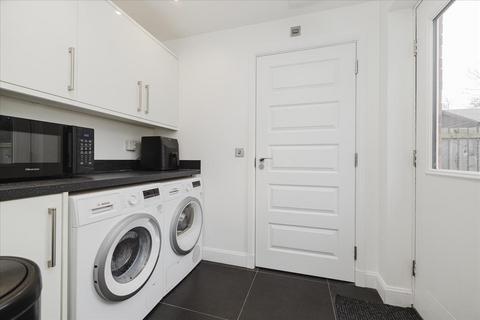 19 Blackchapel Road, Edinburgh, EH15 3QU