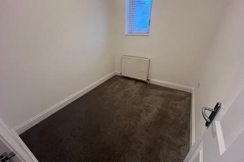 2 bedroom ground floor flat to rent, Stourcliffe Avenue, Bournemouth, BH6