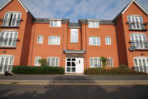 2 bedroom flat to rent, Common Road, Evesham, WR11