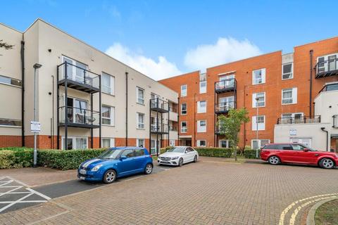 1 bedroom flat for sale, Sunbury-on-Thames,  Surrey,  TW16