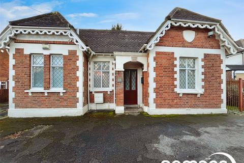 4 bedroom bungalow for sale, Altwood Road, Maidenhead, Berkshire