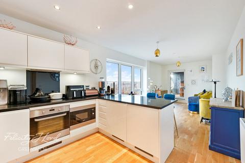 2 bedroom apartment for sale, Greenwich High Road, London, SE10 8GS