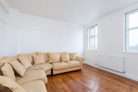 2 bedroom apartment to rent, North Circular Road, London NW10