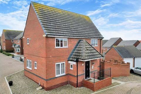 3 bedroom detached house for sale, 10 Wagtail Crescent, Whitby