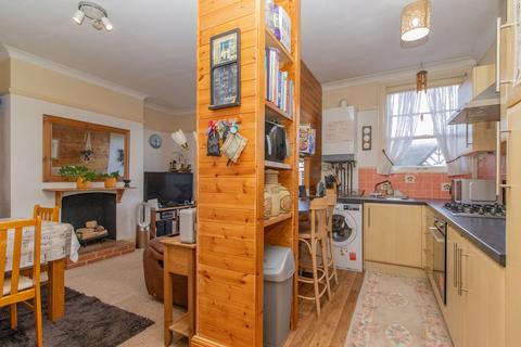 3 bedroom flat for sale, Oakdale Road, Herne Bay, CT6