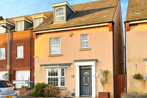 4 bedroom detached house for sale, Neptune Road, Westbury