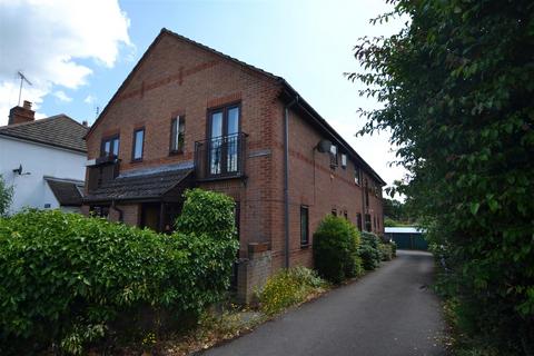 1 bedroom apartment to rent, Clarence Court, Fleet GU51