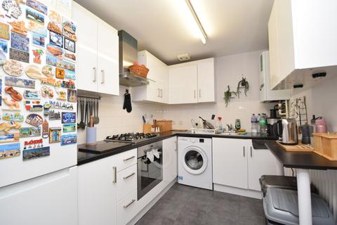 2 bedroom apartment to rent, Union Road, Wembley HA0