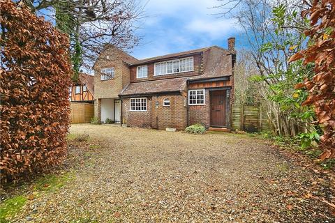 4 bedroom detached house for sale, Kent Road, Fleet, Hampshire