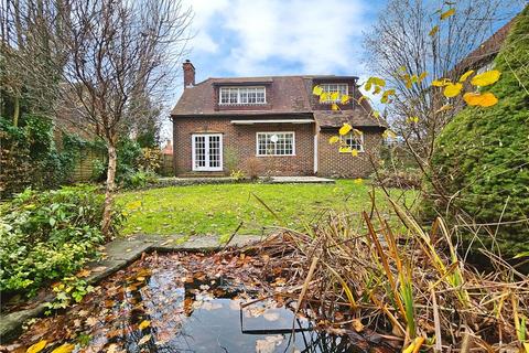 4 bedroom detached house for sale, Kent Road, Fleet, Hampshire