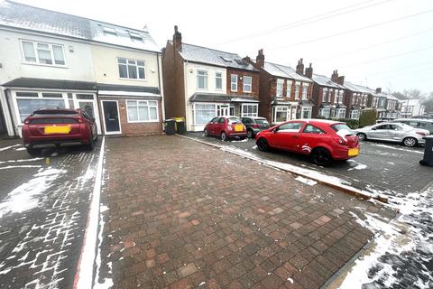 4 bedroom semi-detached house for sale, Umberslade Road, Selly Oak B29