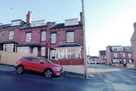 2 bedroom terraced house for sale, Station Mount, Leeds LS13