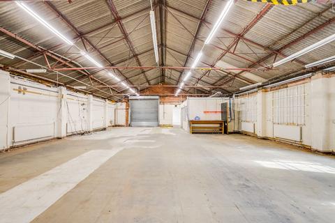 Warehouse to rent, Grace Business Centre, Willow Lane, Mitcham