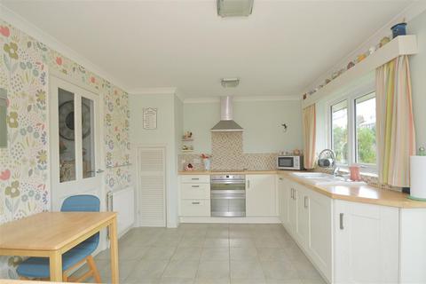 2 bedroom detached bungalow for sale, POPULAR VILLAGE LOCATION * WHITWELL