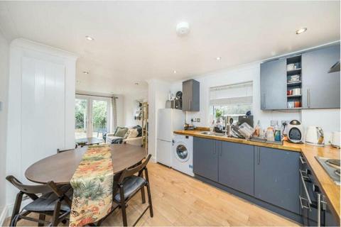 2 bedroom apartment to rent, Cambria Road, Herne Hill, London, SE5