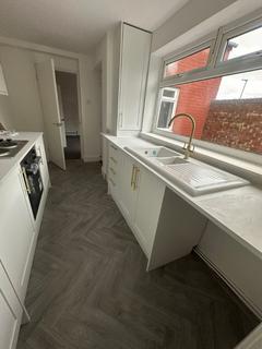 3 bedroom terraced house to rent, Hadrian Street, Sunderland, Tyne and Wear, SR4