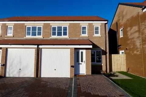 3 bedroom semi-detached house to rent, Edderside Drive, Carlisle, CA3