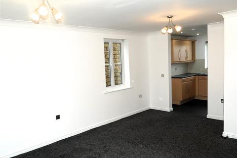 2 bedroom flat to rent, Yateholm Drive, Clayton Heights, Bradford, BD6