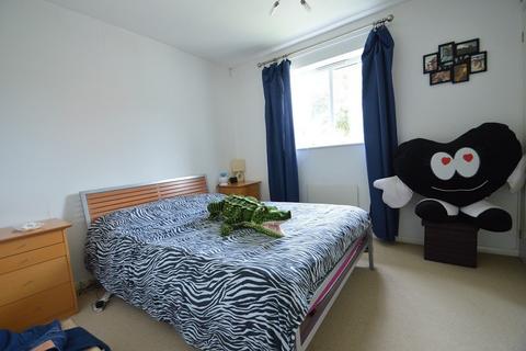 1 bedroom terraced house to rent, Langtons Meadow, Farnham Common, Slough, SL2