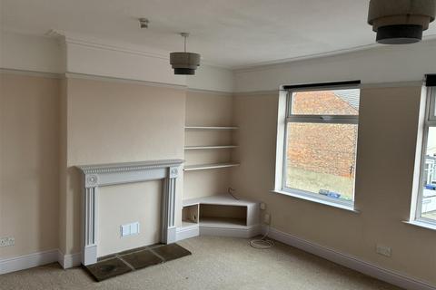 2 bedroom flat to rent, Humber Street, Cleethorpes