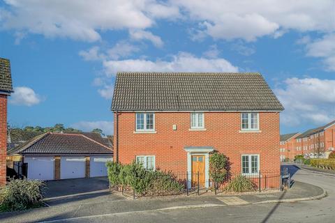 Tayberry Close, Red Lodge