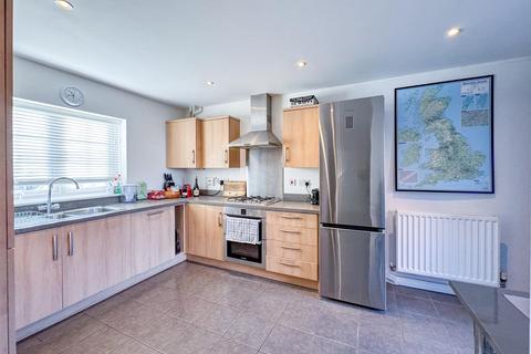 4 bedroom detached house for sale, Tayberry Close, Red Lodge