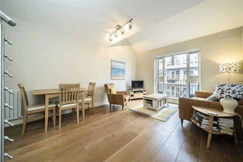 2 bedroom flat for sale, Gainsford Street, London SE1