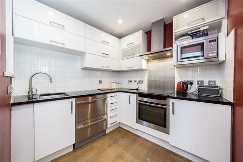 2 bedroom flat for sale, Gainsford Street, London SE1