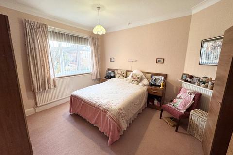 6 Hillside Road, Darlington, DL3 8HB