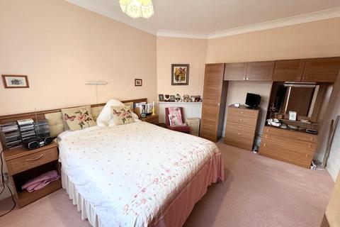 6 Hillside Road, Darlington, DL3 8HB