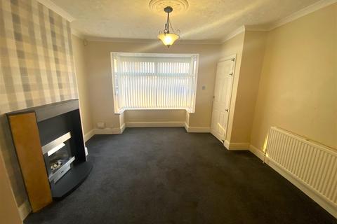 2 bedroom end of terrace house for sale, Bedale Avenue, Hull