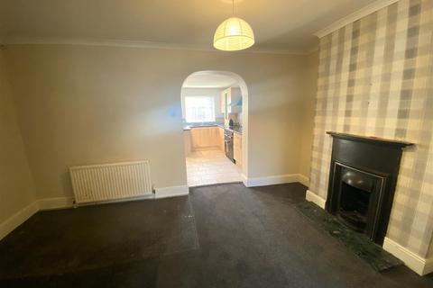 2 bedroom end of terrace house for sale, Bedale Avenue, Hull