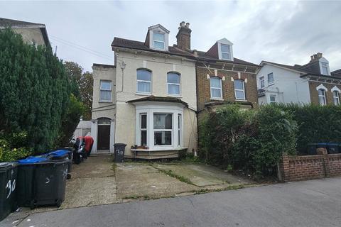 1 bedroom semi-detached house to rent, London SE25