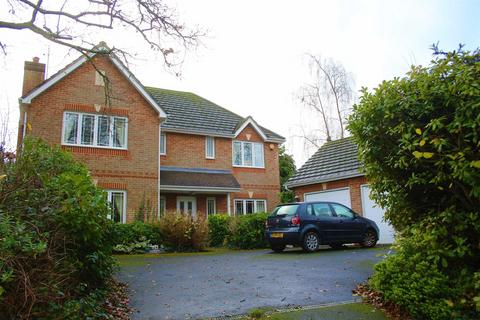 5 bedroom detached house for sale, Lake Grove Road, New Milton, Hampshire, BH25