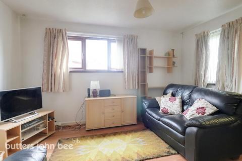 1 bedroom terraced house for sale, Queens Park Gardens, Crewe