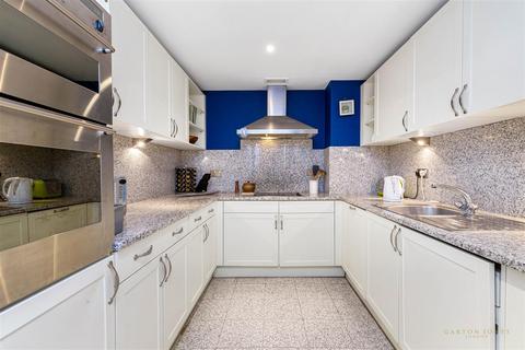 2 bedroom flat for sale, St Johns Building, 79 Marsham Street, Westminster, London, SW1P