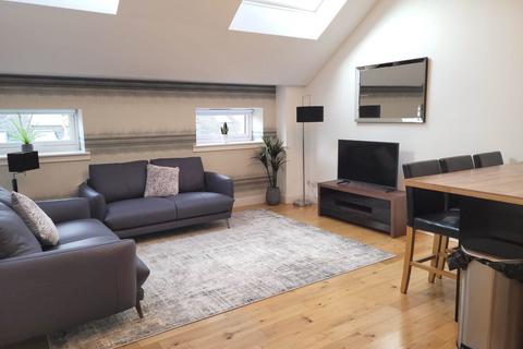 2 bedroom flat to rent, Miller Street, Glasgow