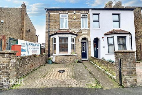 3 bedroom semi-detached house for sale, Otterfield Road, West drayton