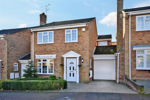 4 bedroom detached house for sale, Mowbray Drive, Linslade, LU7 2PH